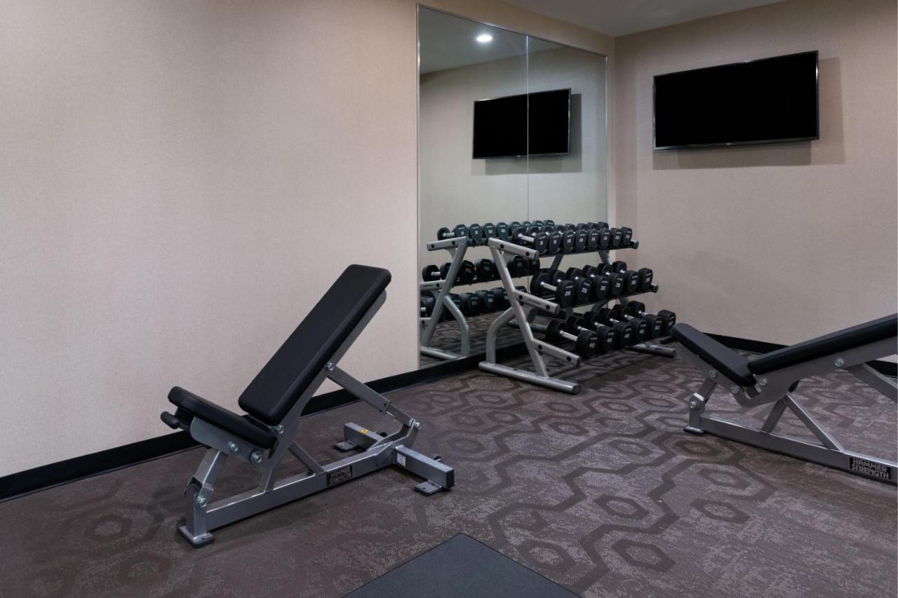 Residence Inn New Brunswick Tower Center Blvd. Ист-Брунсвик Экстерьер фото