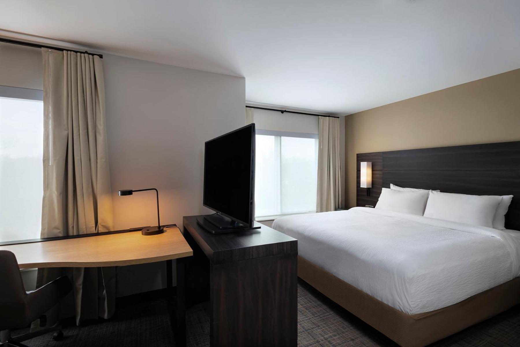 Residence Inn New Brunswick Tower Center Blvd. Ист-Брунсвик Экстерьер фото